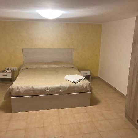 Casa Vacanza Al Solito Posto ปอมเปอี ภายนอก รูปภาพ
